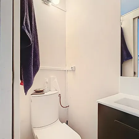 Cosy Just A Stone's Throw From Montmartre Apartment Paris